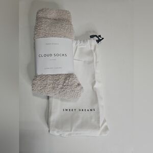Sweet Dreams Soft Beige Cloud Socks